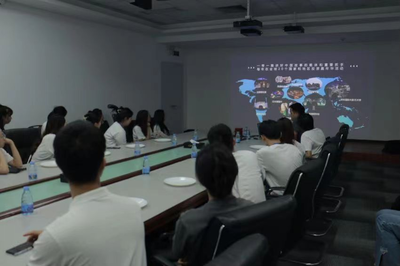 參觀現代企業 激發創新活力